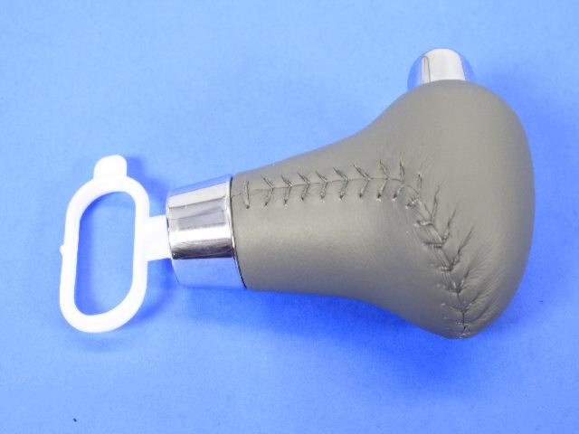 1GH991D5AF - 62TE; 6-Speed; Automatic Transaxle: Gearshift Knob for Chrysler: Town &amp; Country | Dodge: Grand Caravan Image