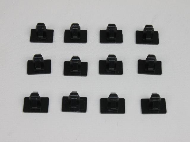 1BA41DB1AA - Exterior Ornamentation: Cladding Clip for Mopar Image
