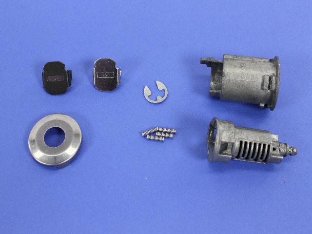 5019603AA - Wiper/Lock Cylinder and Keys: Deck Lid Lock Cylinder for Mopar Image
