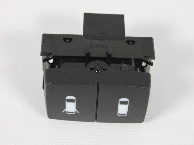 4602541AC - Electrical: Power Vent Switch for Chrysler: Town &amp; Country | Dodge: Grand Caravan Image