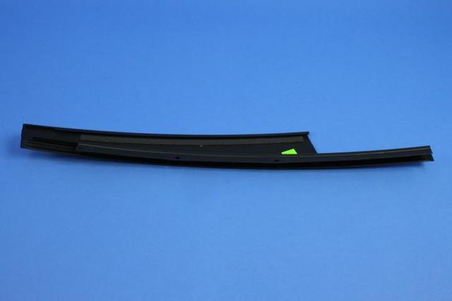 68102562AC - Exterior Ornamentation: B Pillar Applique, Right for Jeep: Cherokee Image