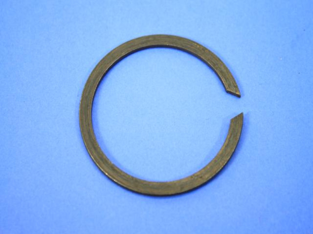 83503537 - Transfer Case Model 242 [DHP]: Snap Ring for Dodge: Dakota, Durango | Jeep: Cherokee, Commander, Grand Cherokee, Liberty Image