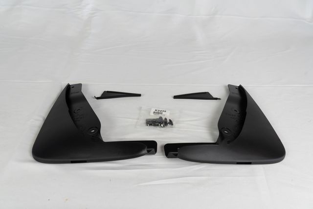 82214141 - Exterior Accessories: Splash Guards for Dodge: Challenger Image