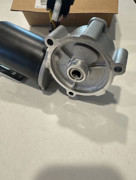 68402358AA - : Transfer Case Gear Motor for Ram: 1500, 1500 Classic Image