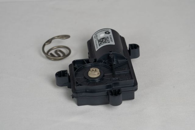 68505893AA - Electrical: Exhaust Valve Actuator, Right for Chrysler: 300 | Dodge: Challenger, Charger Image