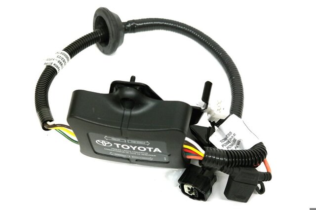 PK5D008R00 - Serviceable Components: 2021-2024 Toyota Sienna Rear Tow Trailer Hitch Converter Accessory Adapter for Toyota: Sienna Image