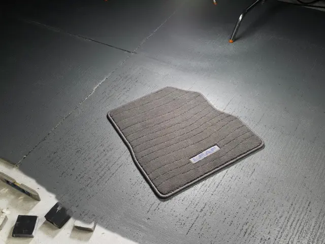 999E28Z101 - Interior: Floor Mat for Nissan Image