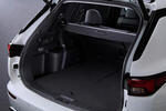 MZ522752EX - Interior: Tonneau Cover - Retractable for Mitsubishi: Outlander, Outlander PHEV Image image