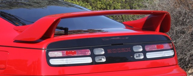Rear　2台目 1990-1996 Nissan 300ZX Rear Center Stop High Mount Stop Lamp