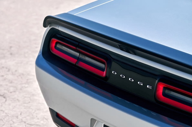 2019-2023 Dodge Challenger Rear Spoiler 6QW33RXFAD