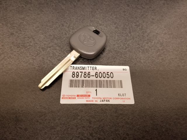 1998-2002 Toyota Land Cruiser Transmitter 89786-60050 | Toyota