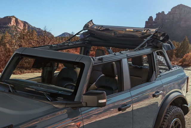 VM2DZ78501C25H - : Bronco 4dr Soft Retractable Top, Twill - Trektop for Ford: Bronco Image