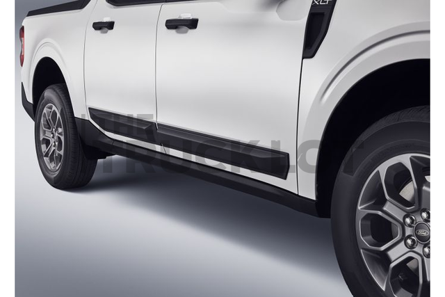 VNZ6Z1820049A - : Door Molding - Satin Black for Ford: Maverick Image