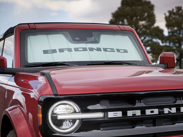 VM2DZ78519A02A - : Sunscreen - Uvs 100 Custom for Ford: Bronco Image