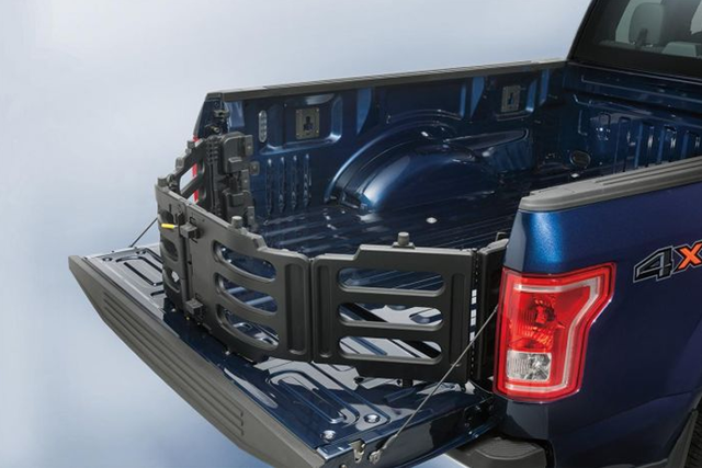 ML3Z99286A40B - : Bed Extender for Ford: F-150 Image