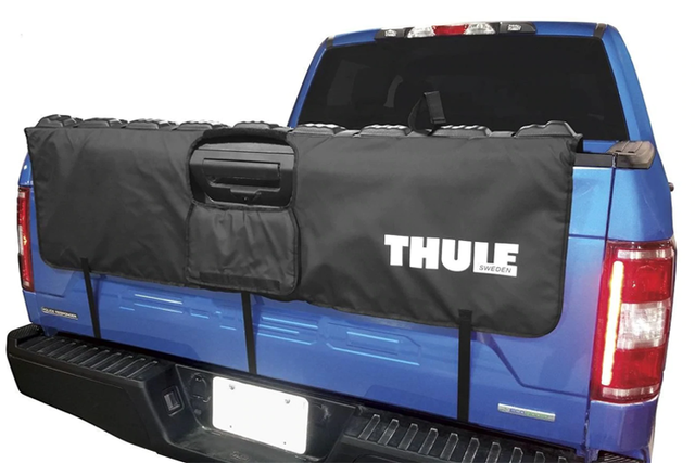 VFL3Z9955100A - : Racks And Carriers By Thule - Tailgate Bike Holder for Ford: E-350 Super Duty, E-450 Super Duty, F-250 Super Duty, F-350 Super Duty, F-450 Super Duty, F-550 Super Duty Image