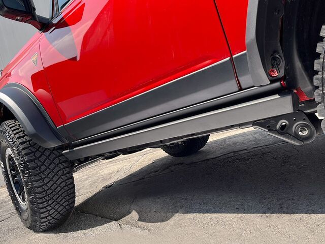 VM2DZ7020000B - : Body Appearance Kit, 3-Door Side - LH/RH Door, Fender, Rocker for Ford: Bronco Image