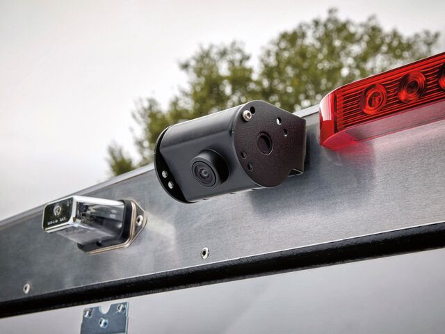 LC3Z1A189CH - : Trailer Mounted Camera W/ Pro Trailer Backup for Ford: E-350 Super Duty, E-450 Super Duty, F-250 Super Duty, F-350 Super Duty, F-450 Super Duty, F-550 Super Duty Image