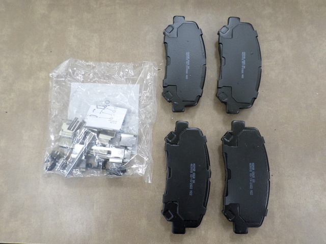 2AMV3323AC - : Pad Kit for Mopar Image