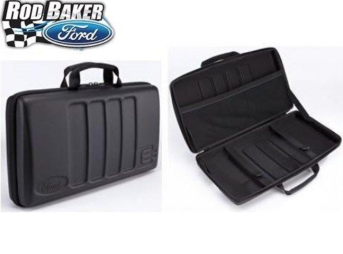 VCV6Z10C744A - Audio/Video: Charge Cord Bag By Thule for Ford Image