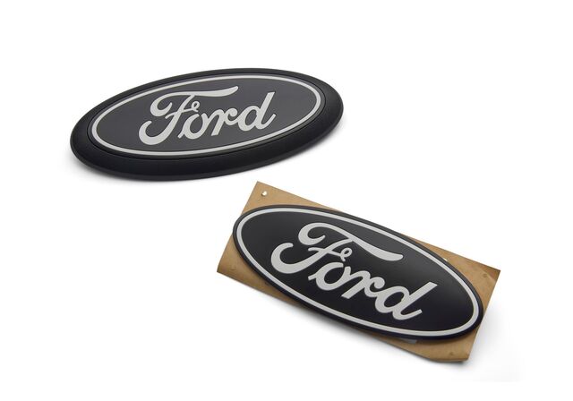 M1447F15B24 - : 2024-2026 F-150 Black/White Grille &amp; Tailgate Emblem w/o Front Cam for Ford Performance Image
