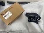 592002V100 - : Pump Assembly Vacuum for Hyundai Image