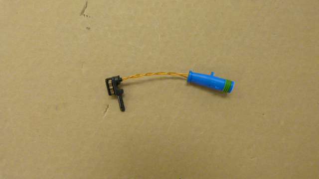 1695401617 - Brakes: Brakepad Wear Sensor for Mercedes-Benz Image