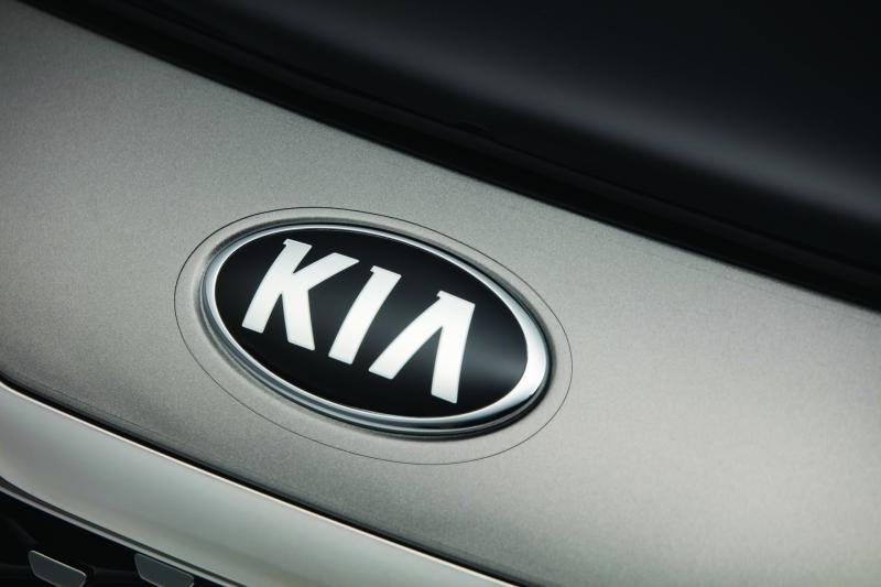 D5025ADU00 - : Hood Protector, Clear Appliqué for Kia: Optima Image