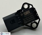 3G906051M - Cooling System: Pressure Sensor for Volkswagen: Atlas, Atlas Cross Sport, Beetle, Golf, Golf Alltrack, Golf R, Golf SportWagen, GTI, Jetta, Passat, Taos, Tiguan, Tiguan Limited, Touareg Image