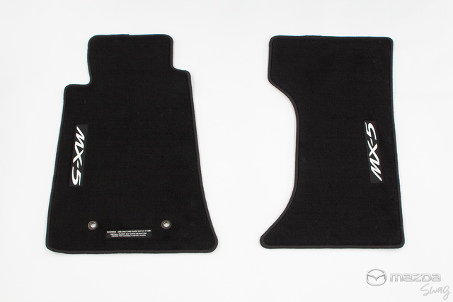 8BD20 - : 2015 Mazda MX-5 Miata Front Right &amp; Left Carpet Floor Mats w/ Logo for Mazda Image