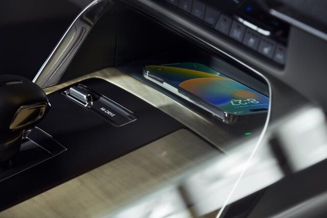 KAAA66CHXF - Body: Wireless Charging Pad - Main Kit for Mazda: CX-70, CX-90 Image
