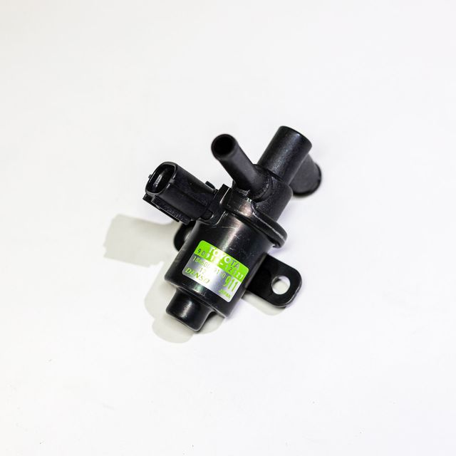 1022-07 loo.ve専用 90910-12227 - Valve Vacuum Switch | Longo Lexus Parts