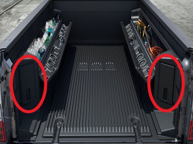 999T1W3785 - Cargo Management: TITAN Box Access Door - Assembly for TITAN Box for Nissan Image