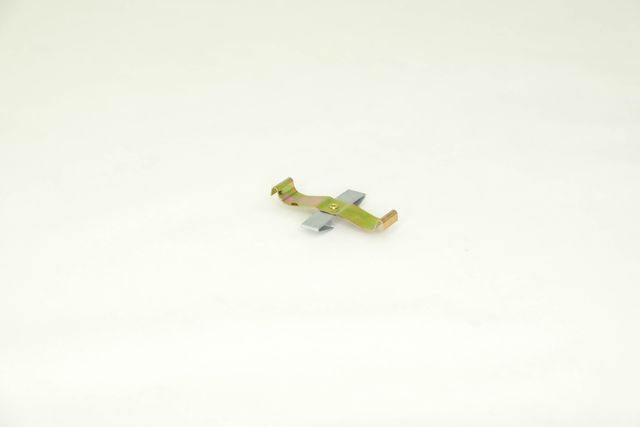 4211791 - : Disc Brake Pad Retaining Clip for Mercedes-Benz: 300 CD, 300 D, 300 SD, 300 SDL, 300 SE, 300 SEL, 300 TD, 350 SDL, 380 SL, 420 SEL, 560 SEC, 560 SEL, 560 SL, 230 S, 250 S, 250 SE, 250, 280 S, 280 SL, 230, 240 D, 280 E Image