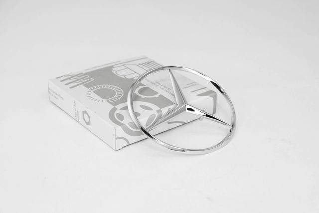 1267580158 - : Trunk Star for Mercedes-Benz: 300 SD, 300 SDL, 300 SE, 300 SEL, 350 SD, 350 SDL, 380 SE, 420 SEL, 500 SEC, 500 SEL, 560 SEC, 560 SEL, 380 SEL Image