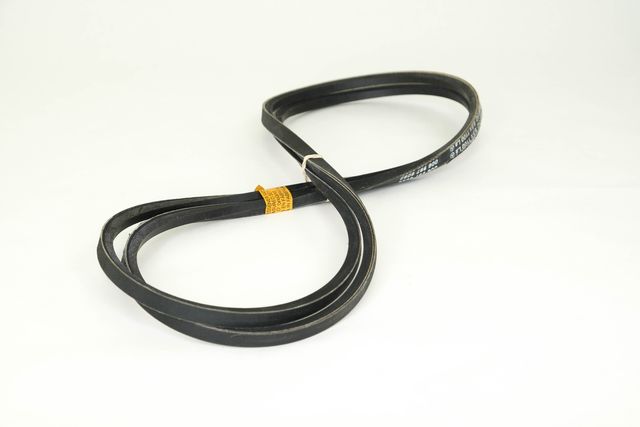 69976092 - : Belt for Mercedes-Benz: 380 SE, 380 SL, 420 SEL, 500 SEC, 560 SEC, 560 SEL, 380 SEL, 380 SLC, 380 SEC Image