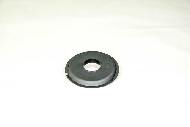 1581411 - : Dust Cover for Mercedes-Benz: 300 SEL, 350 SL, 450 SL, 450 SE, 450 SEL, 450 SLC, 380 SEL, 380 SL, 380 SLC, 380 SEC Image