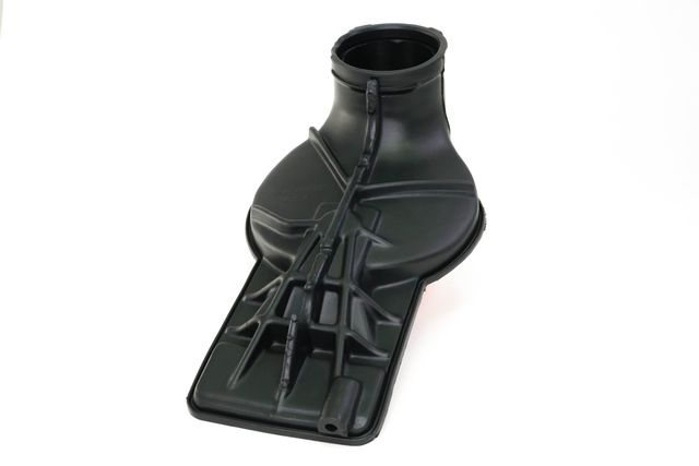 1161400618 - : Housing, Intake Manifold for Mercedes-Benz: 450 SLC Image