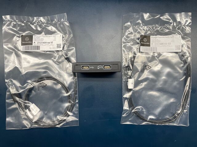 2468203800 - Electrics and Function: Installation Kit Mob Con for Mercedes-Benz Image