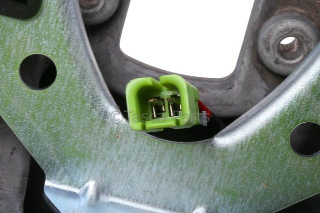 25853091 - Steering: Steering Wheel for Chevrolet: Silverado 1500, Silverado 2500 HD, Silverado 3500 HD, Suburban 1500, Suburban 2500 | GMC: Sierra 1500, Sierra 2500 HD, Sierra 3500 HD, Yukon, Yukon XL 1500, Yukon XL 2500 Image