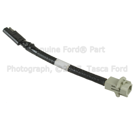 D6TZ15A442B - Body: Socket for Ford: F-150, F-250, F-250 HD, F-350, F-Super Duty Image