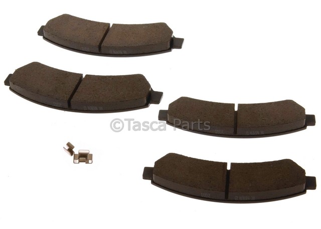 18029863 - Brakes: Front Pads for Chevrolet: Blazer, S10 | GMC: Jimmy, Sonoma | Oldsmobile: Bravada Image