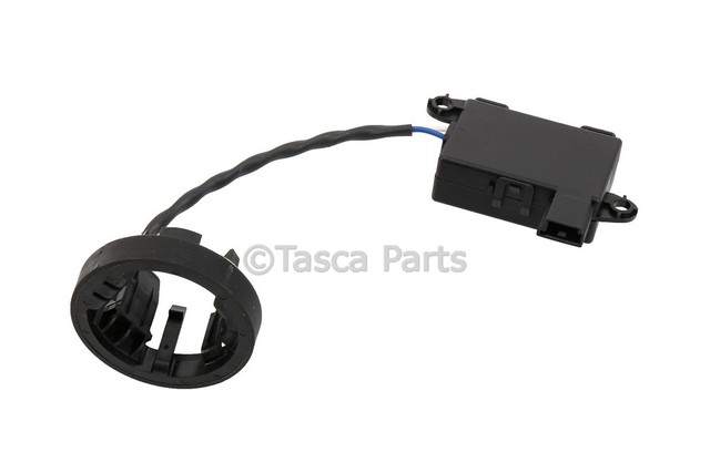 13523300 - Steering: Anti-theft Module for Buick: Cascada | Cadillac: Escalade, Escalade ESV | Chevrolet: Caprice, Impala, Silverado 1500, Silverado 1500 LD, Silverado 2500 HD, Silverado 3500 HD, Sonic, Suburban, Tahoe | GMC: Sierra 1500, Sierra 1500 Limited, Sierra 2500 HD, Sierra 3500 HD, Yukon, Yukon XL Image