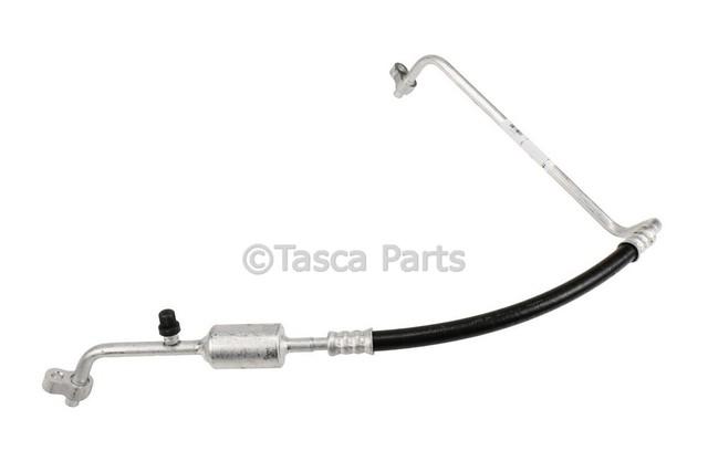 19330880 - HVAC: Front AC Hose for Chevrolet: Silverado 1500, Silverado 1500 HD, Silverado 2500 HD, Silverado 3500 HD | GMC: Sierra 1500, Sierra 1500 HD, Sierra 2500 HD, Sierra 3500 HD Image