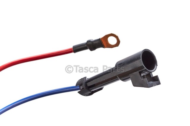 12497988 - Body: Trailer Hitch for Chevrolet: Silverado 1500, Silverado 1500 HD, Silverado 2500, Silverado 2500 HD, Silverado 3500 | GMC: Sierra 1500, Sierra 1500 HD, Sierra 2500, Sierra 2500 HD, Sierra 3500 Image