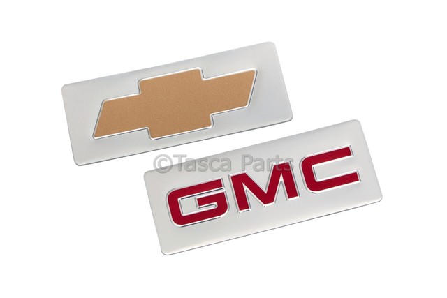 19170990 - Exterior: Tool Box, Stationary for Chevrolet: Silverado 1500, Silverado 1500 Classic, Silverado 1500 HD, Silverado 1500 HD Classic, Silverado 1500 LD, Silverado 2500, Silverado 2500 HD, Silverado 2500 HD Classic, Silverado 3500, Silverado 3500 Classic, Silverado 3500 HD | GMC: Sierra 1500, Sierra 1500 Classic, Sierra 1500 HD, Sierra 1500 HD Classic, Sierra 1500 Limited, Sierra 2500, Sierra 2500 HD, Sierra 2500 HD Classic, Sierra 3500, Sierra 3500 Classic, Sierra 3500 HD Image