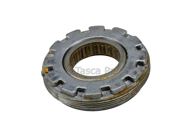 12471612 - Front Drive Axle: Bearing Adjuster for Buick: Rainier | Chevrolet: Trailblazer, Trailblazer EXT | GMC: Envoy, Envoy XL, Envoy XUV | Oldsmobile: Bravada Image