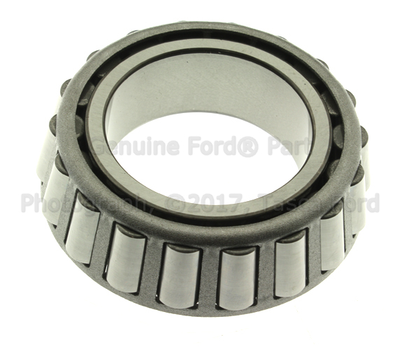 E5TZ4221A - Universals &amp; Rear Axle: Side Bearings for Ford: E-250, E-250 Econoline, E-350 Club Wagon, E-350 Econoline, E-350 Econoline Club Wagon, E-350 Super Duty, E-450 Econoline Super Duty, E-450 Super Duty, E-550 Econoline Super Duty, Econoline Super Duty, Excursion, F-150, F-150 Heritage, F-250, F-250 HD, F-250 Super Duty, F-350, F-350 Super Duty, F-450 Super Duty, F-550 Super Duty, F-Super Duty | Lincoln: Mark LT Image