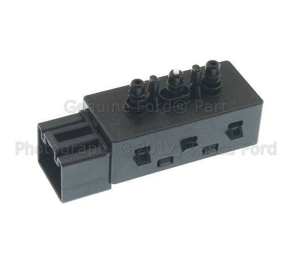 9F9Z14A701A - Electrical: Control Switch for Ford: Five Hundred, Taurus, Taurus X | Mercury: Montego, Sable Image