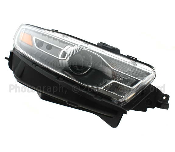 DG1Z13008L - : Composite Assembly - Passenger Side (RH) for Ford Image